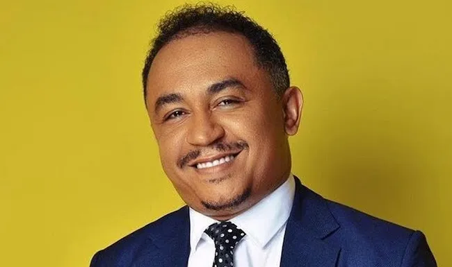 Daddy Freeze explains black outfit at Alex Ekubo’s funeral