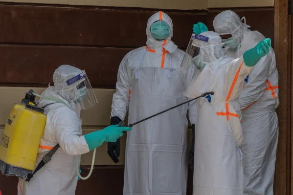 Ebola outbreak in Uganda, DR Congo hits 894 cases, 204 death