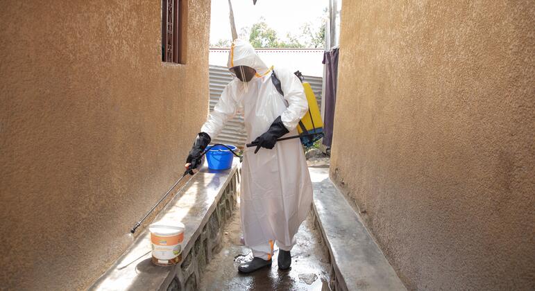 Hunger hampers Ebola response as cases top 3,200 in DR Congo