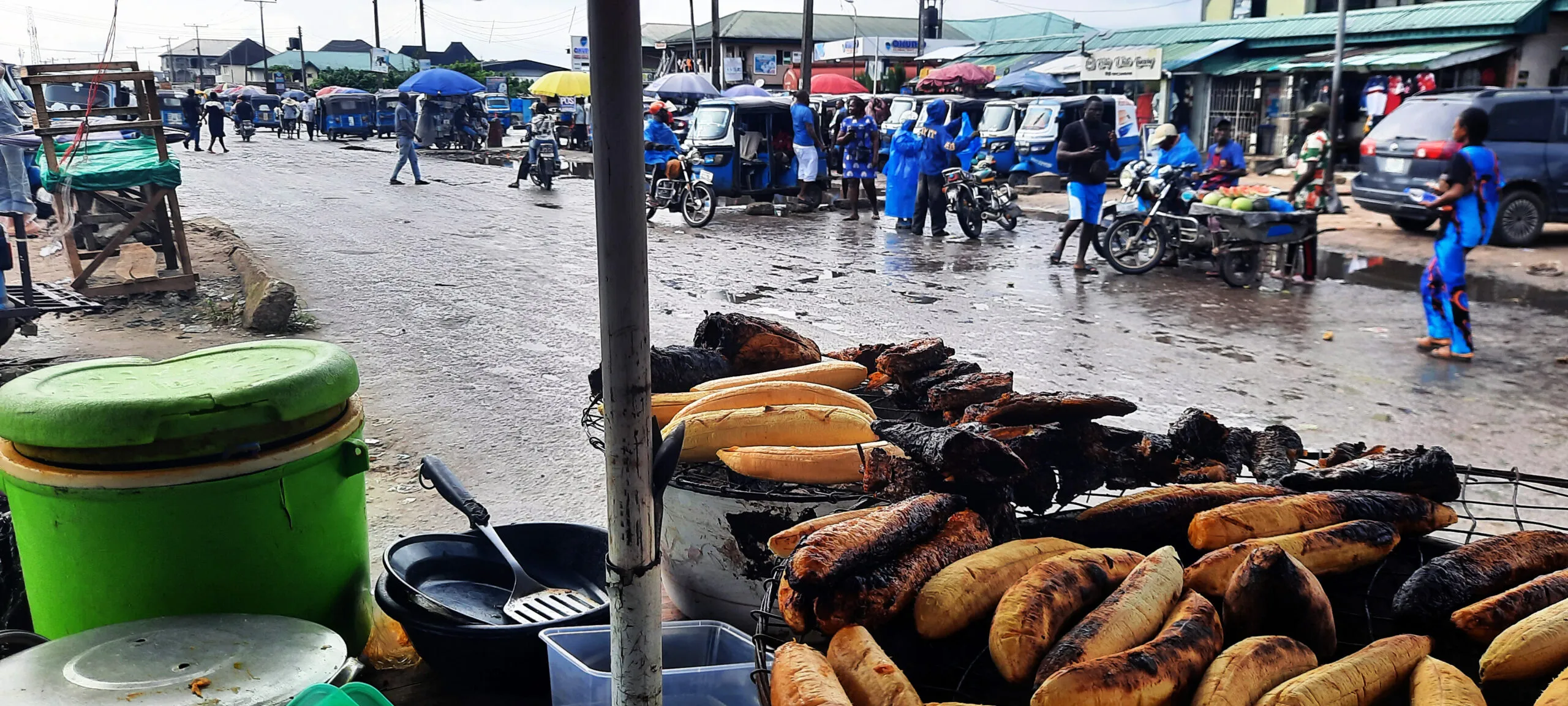 DSC Express Junction by Udu Road in Warri, close to Erubure's family house Credit - Chinagorom Ugwu- PREMIUM TIMES
