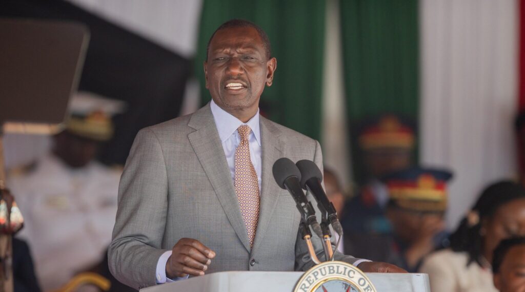 Kenyan president orders shutdown of foreign-owned small business