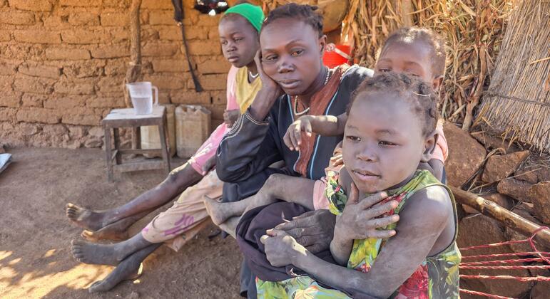 Sudan: Air attack destroys food aid for families in South Kordofan